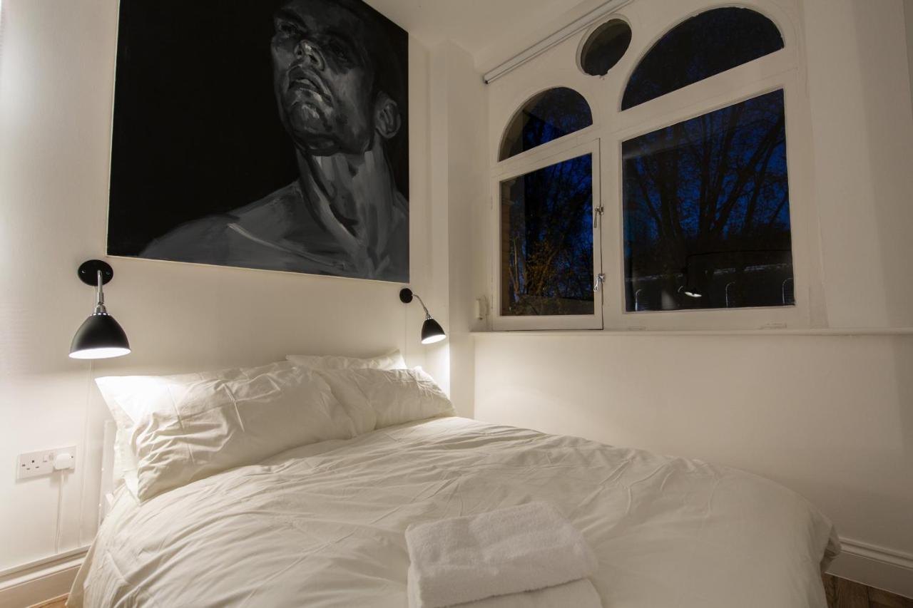 St. Lukes View, Shoreditch, By The Design Traveller Лондон Екстериор снимка
